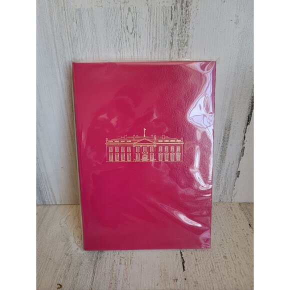 The White House Historical Association Other - Large NEW white house notebook red collectible journal